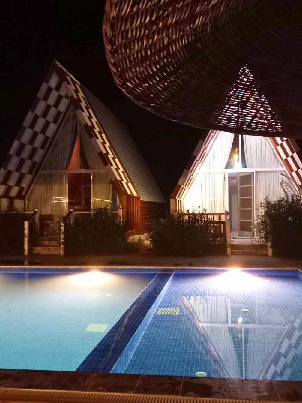 Bu Bungalow Hotel 代姆雷 外观 照片